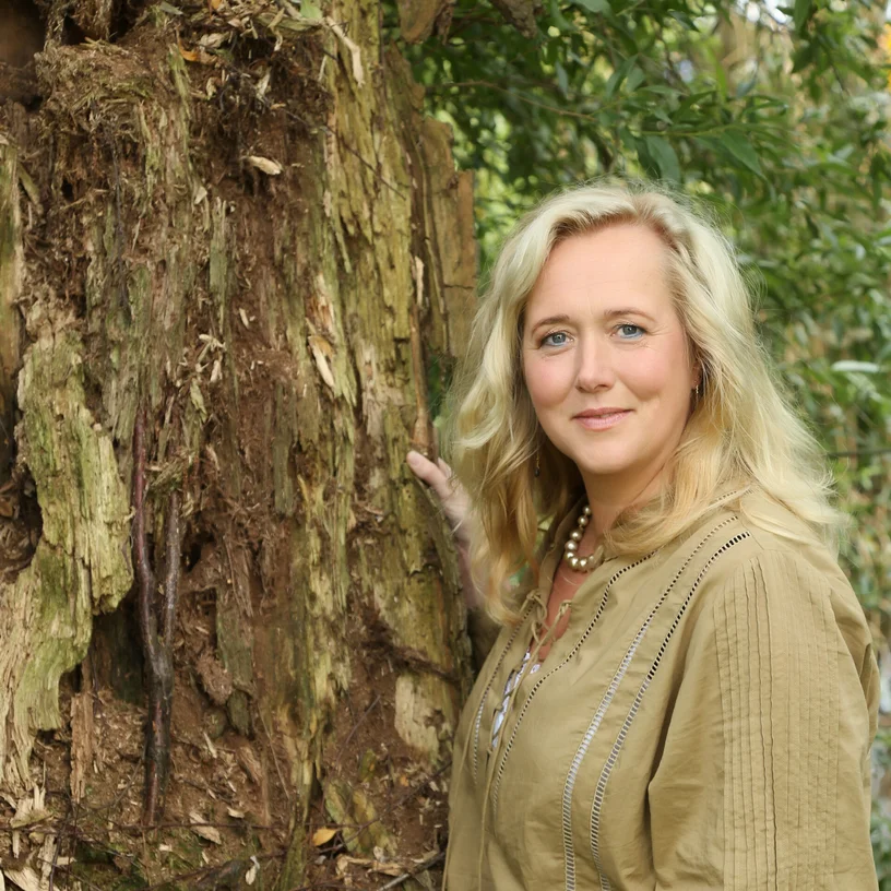 Esther van der Linden